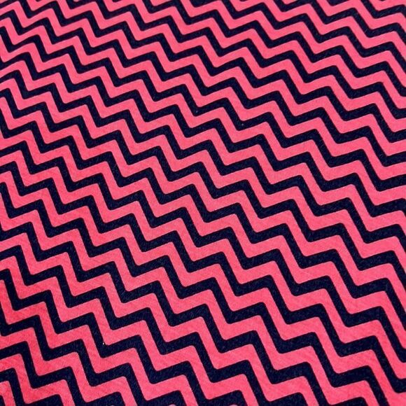 Hourglass Lilly Women’s XS Soft Navy & Pink Patterned Mini Dress w 3/4 Sleeves - Picture 3 of 11